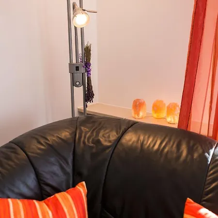 Ferienwohnung Mit Schwimmbad Am Kurpark